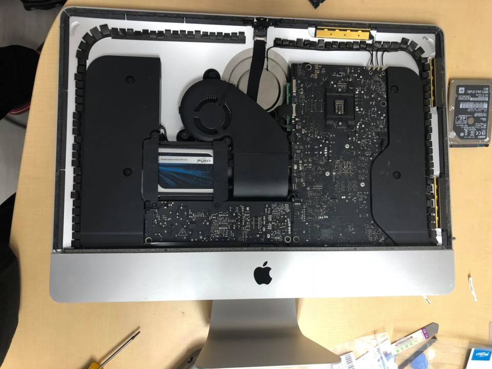 iMac (21.5-inch, Late 2012)のメモリ/SSD交換 | Dream Drive !!
